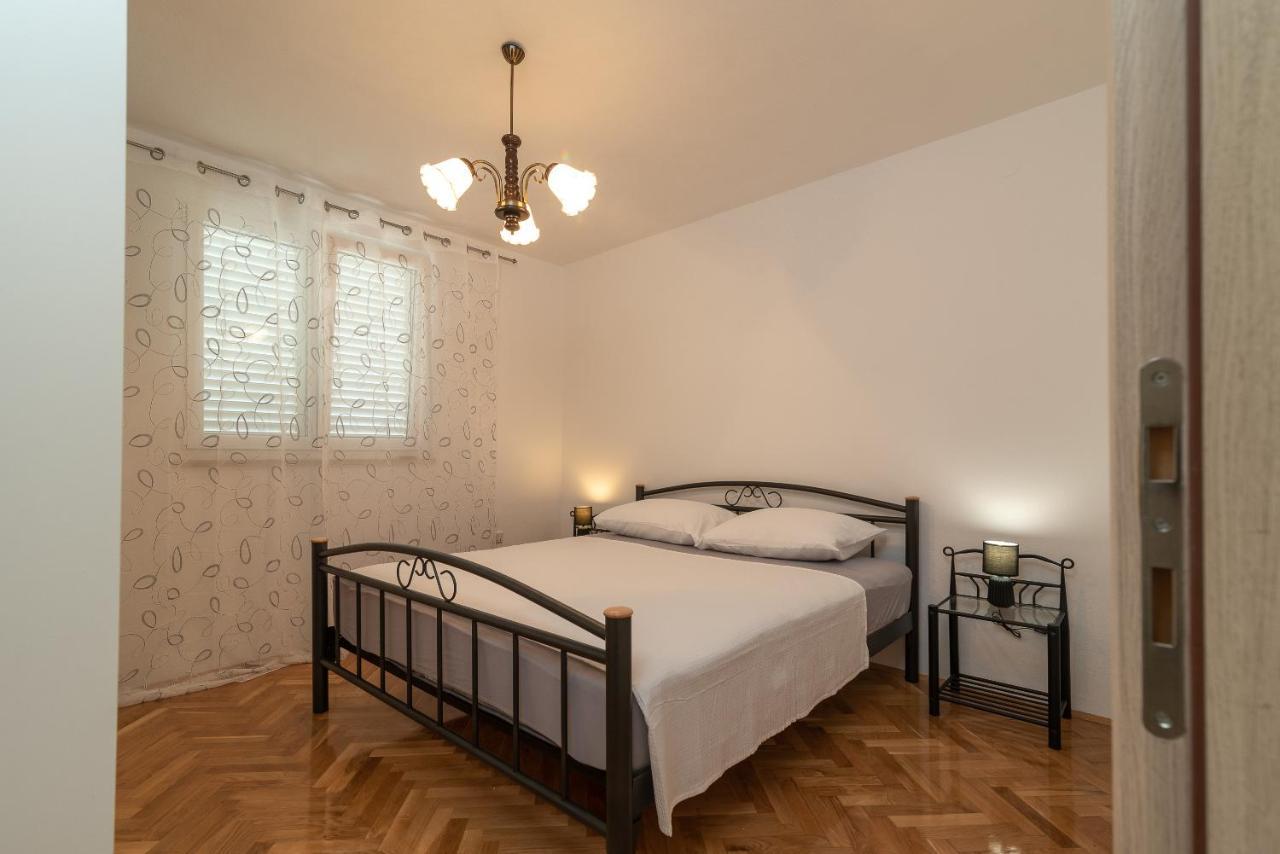 Apartment M&A Трогир Екстериор снимка